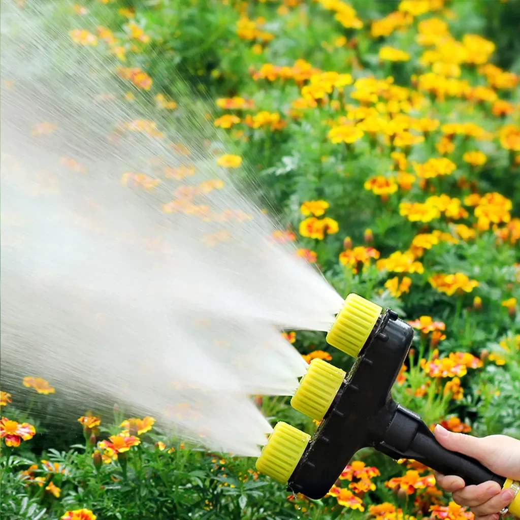 Rosikey Gartensprinkler verstellbar mit 3 Düsen für Rasenbewässerung